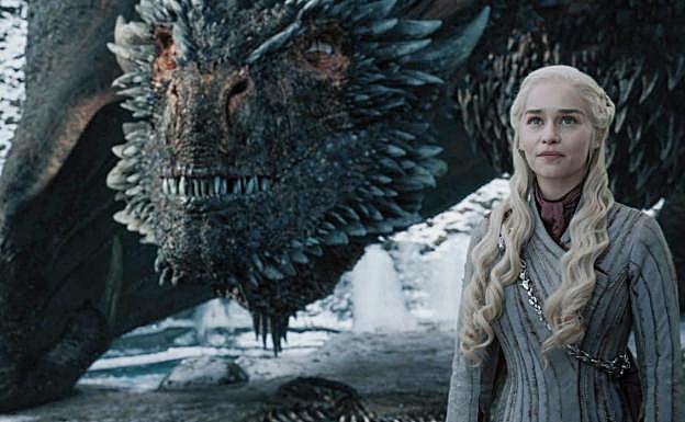 Khaleesi con su dragón. 