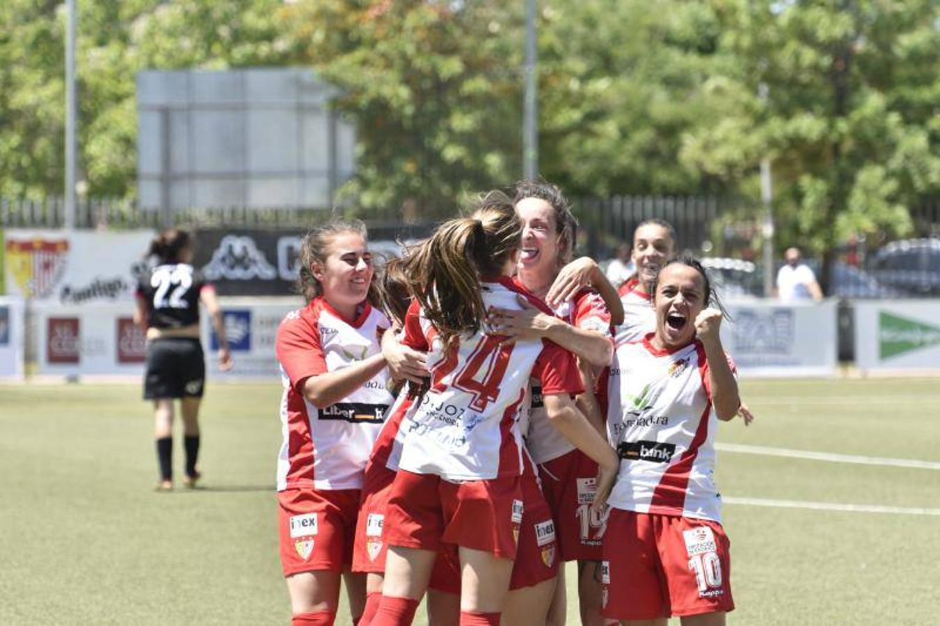 El Santa Teresa gana 1-0 al Tacón en El Vivero y afronta la vuelta de la final por el ascenso a la Liga Iberdrola con ventaja