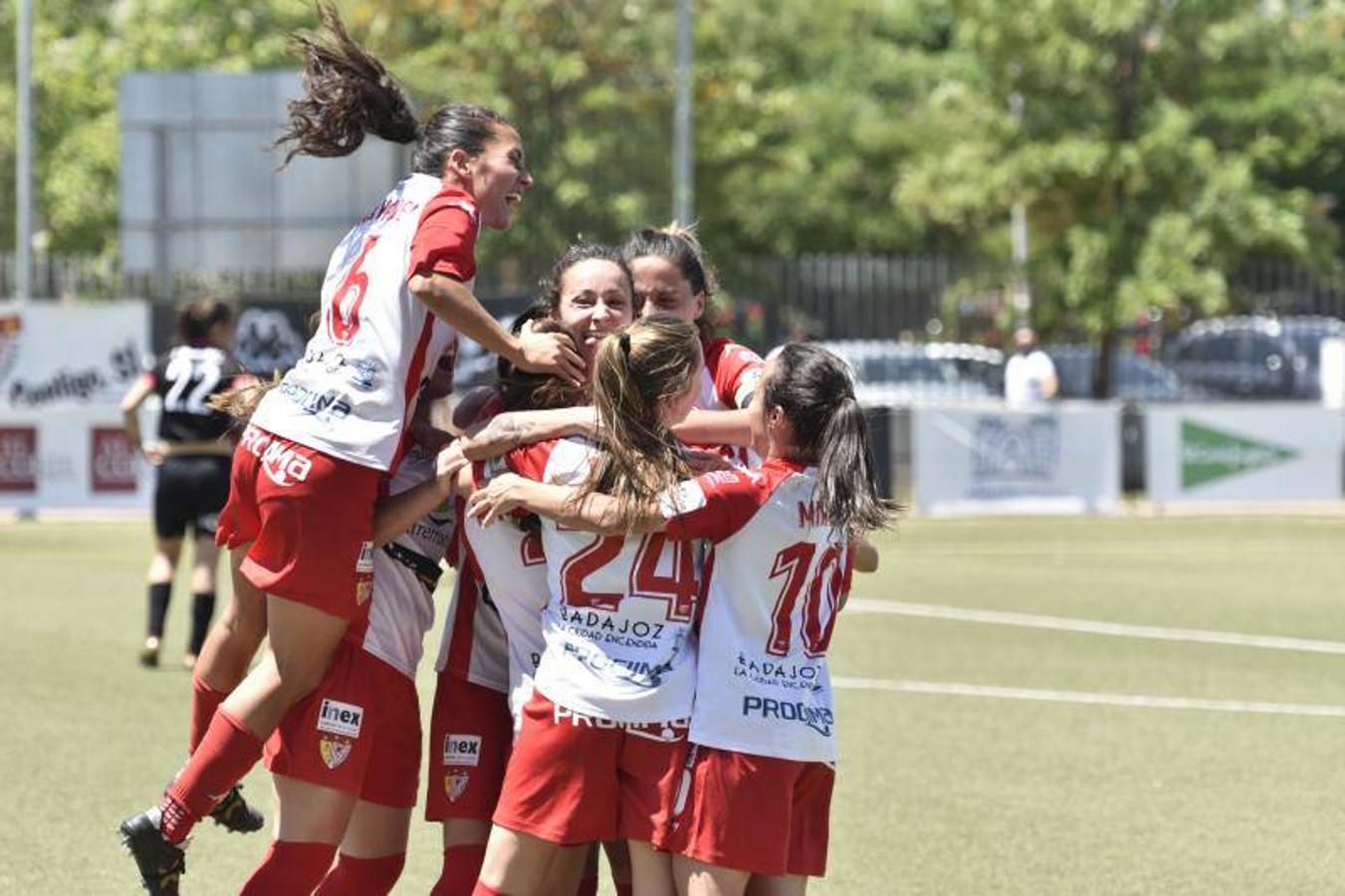 El Santa Teresa gana 1-0 al Tacón en El Vivero y afronta la vuelta de la final por el ascenso a la Liga Iberdrola con ventaja