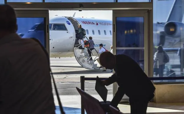 Los pasajeros del aeropuerto de Badajoz crecen un 70% desde la entrada en vigor del Servicio Público