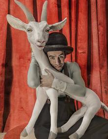 Imagen secundaria 2 - Ana Belén pone en Mérida la banda sonora al fin de semana de los acróbatas, los cosacos y la preferia de Cáceres