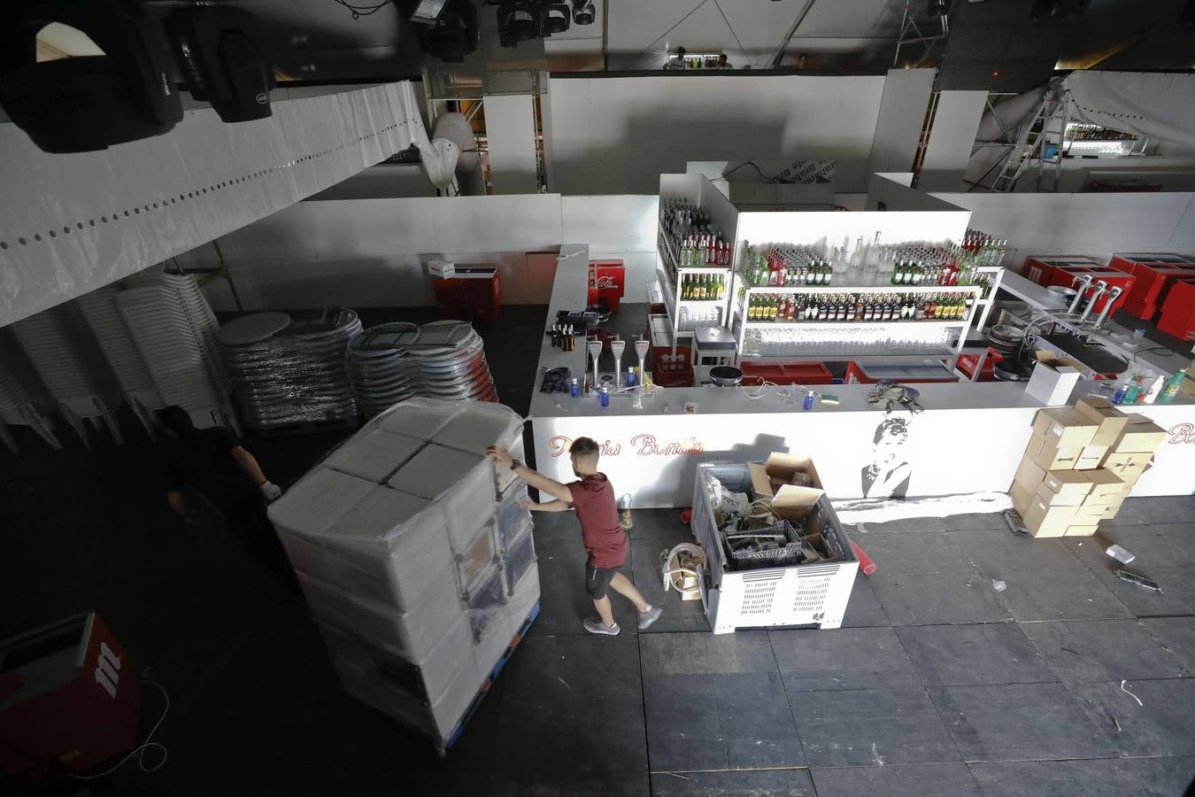 El encendido oficial será el martes 28 y la música de los 'cacharritos' estará incronizada para que suene lo mismo en todo el recinto