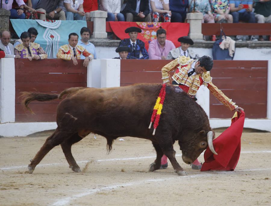 Profundo natural de Emilio de Justo a uno de sus oponentes