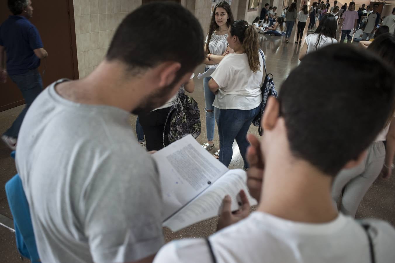 5.107 alumnos se enfrentan a la Selectividad en doce sedes de la región extremeña.