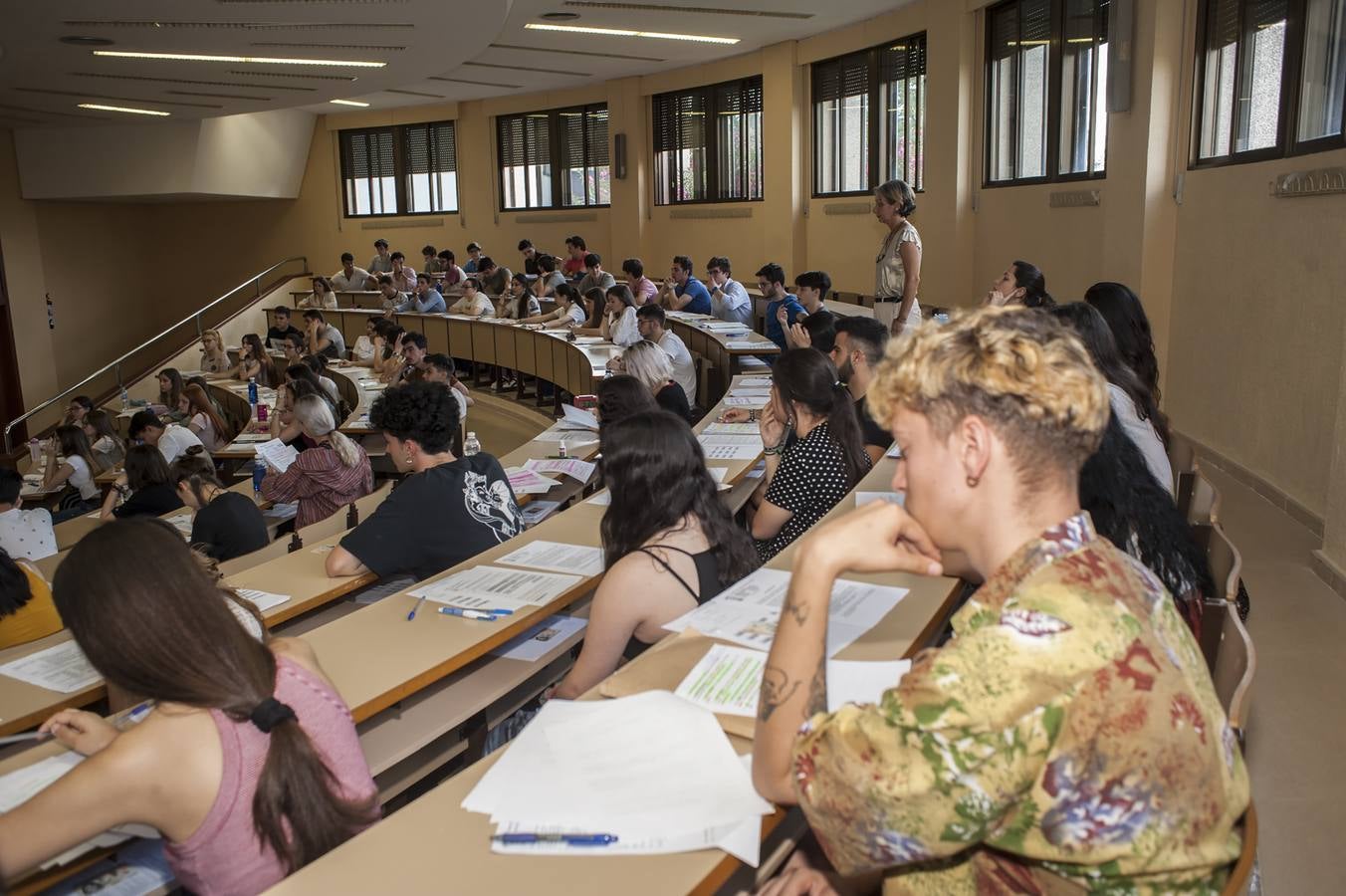 5.107 alumnos se enfrentan a la Selectividad en doce sedes de la región extremeña.