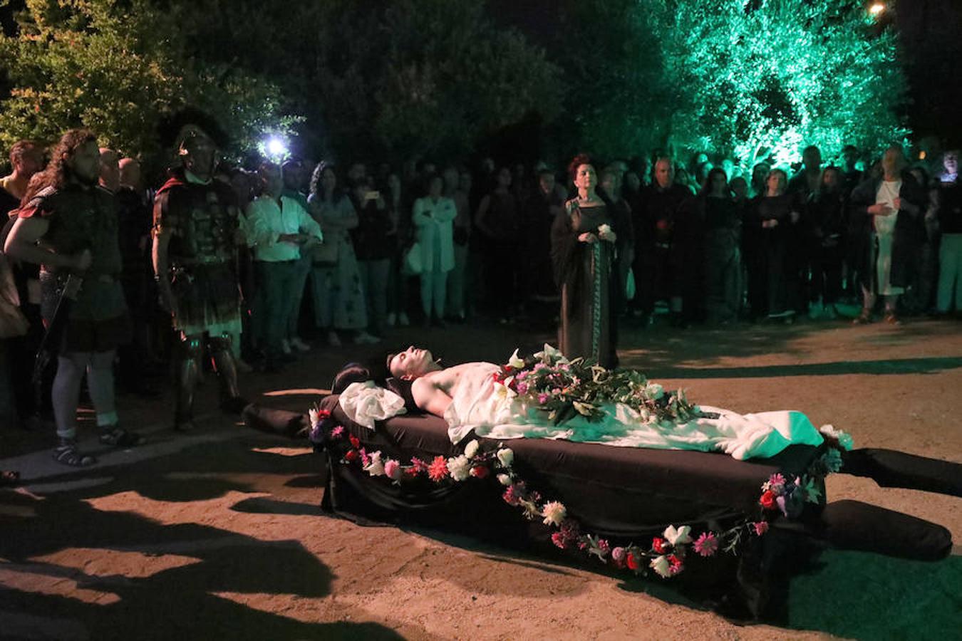 Fotos: Emérita Lúdica arranca con el &#039;Funus Romanus&#039; en la Casa del Mitreo de Mérida