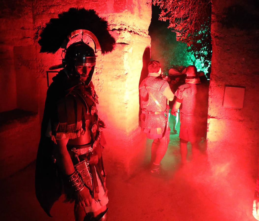 Fotos: Emérita Lúdica arranca con el &#039;Funus Romanus&#039; en la Casa del Mitreo de Mérida