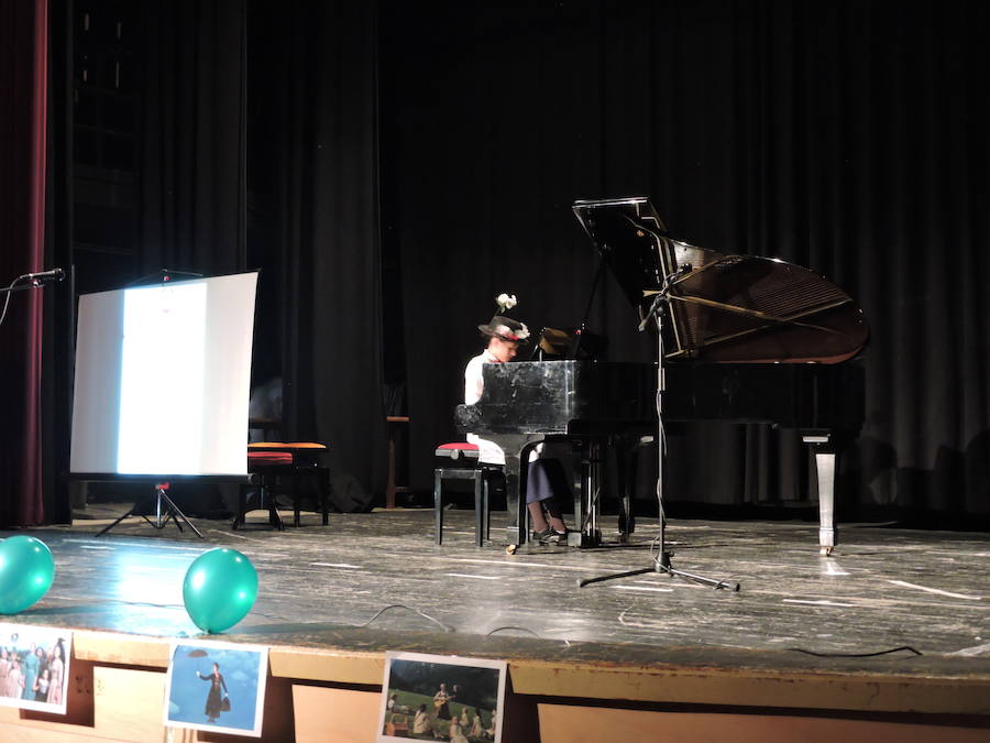 Fotos: 70 Fotos del concierto de fin de curso de la escuela de música de Fregenal