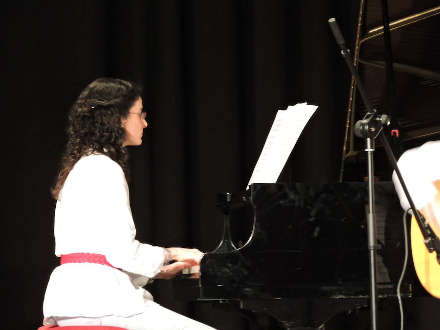 Fotos: 70 Fotos del concierto de fin de curso de la escuela de música de Fregenal