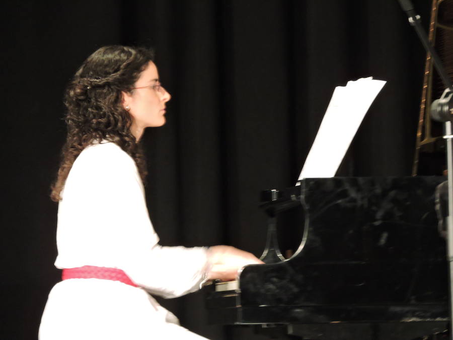 Fotos: 70 Fotos del concierto de fin de curso de la escuela de música de Fregenal