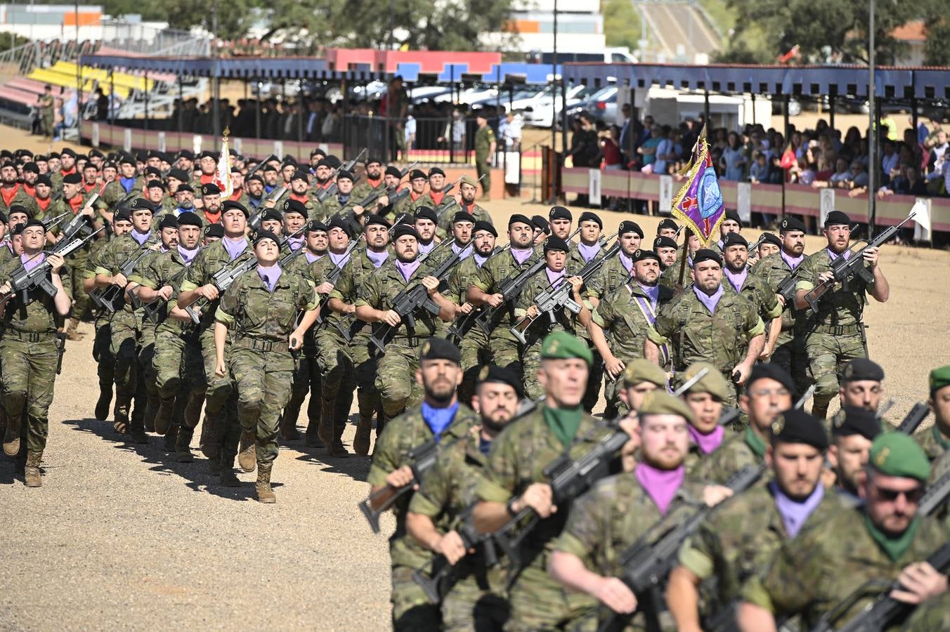 En la Base «General Menacho» (Badajoz), ha tenido lugar el acto de despedida del Contingente eFP V, previo a su despliegue en Letonia y cuya base está formada por la Brigada «Extremadura» XI. El acto ha estado presidido por el Excmo. Sr. General Jefe de la Brigada «Extremadura» XI, D. Francisco Javier Romero Marí.