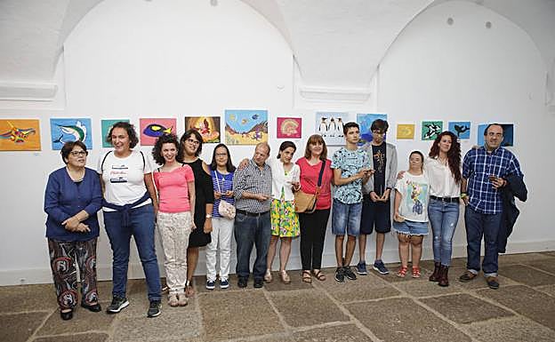 Usuarios de Aspainca presentaron su muestra anual en el Museo de Cáceres:: ARMANDO MÉNDEZ