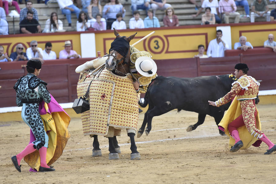El de Villafranco cuaja una gran faena ante el cuarto de la tarde de Victoriano del Río, noble hasta la extenuación y que se empleó bien con el caballo