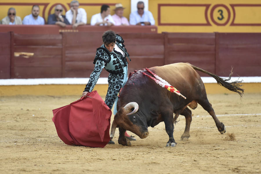 El de Villafranco cuaja una gran faena ante el cuarto de la tarde de Victoriano del Río, noble hasta la extenuación y que se empleó bien con el caballo