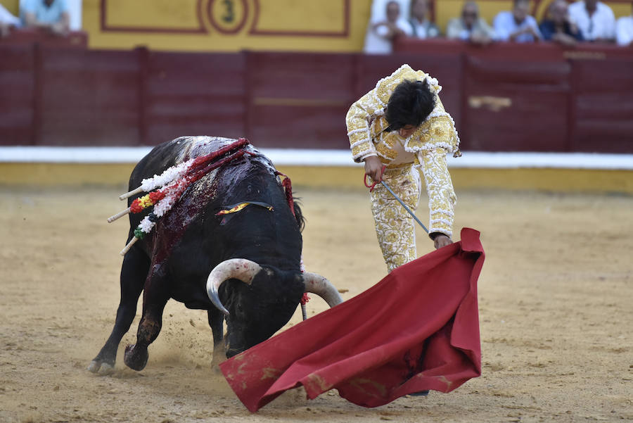 El de Villafranco cuaja una gran faena ante el cuarto de la tarde de Victoriano del Río, noble hasta la extenuación y que se empleó bien con el caballo