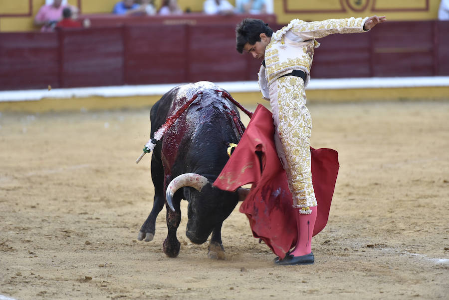 El de Villafranco cuaja una gran faena ante el cuarto de la tarde de Victoriano del Río, noble hasta la extenuación y que se empleó bien con el caballo