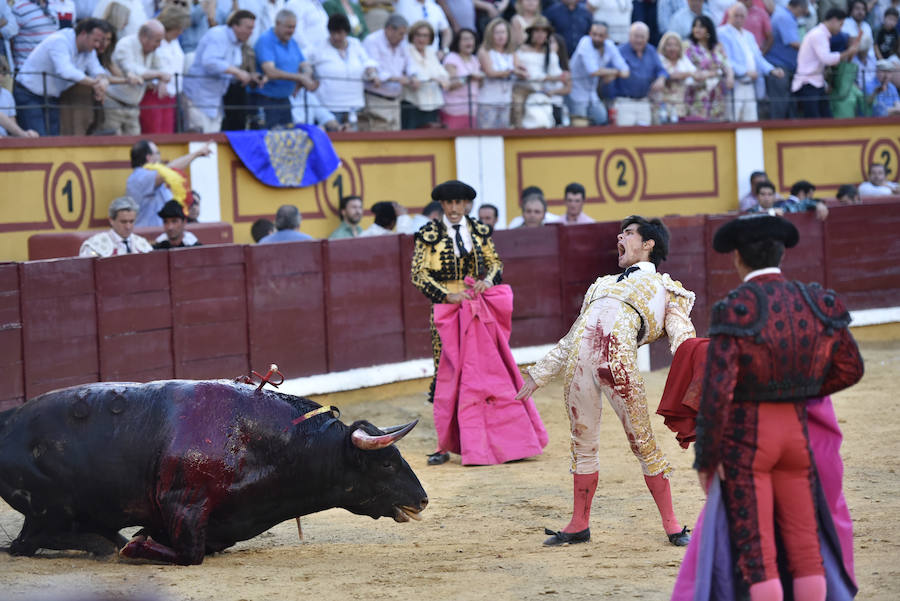 El de Villafranco cuaja una gran faena ante el cuarto de la tarde de Victoriano del Río, noble hasta la extenuación y que se empleó bien con el caballo
