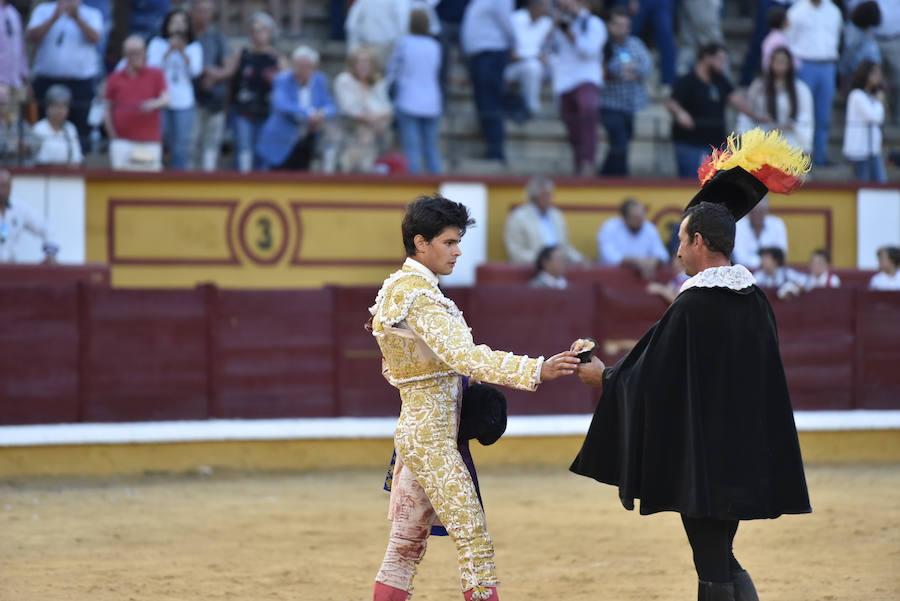 El de Villafranco cuaja una gran faena ante el cuarto de la tarde de Victoriano del Río, noble hasta la extenuación y que se empleó bien con el caballo