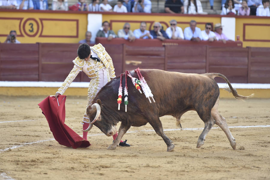 El de Villafranco cuaja una gran faena ante el cuarto de la tarde de Victoriano del Río, noble hasta la extenuación y que se empleó bien con el caballo