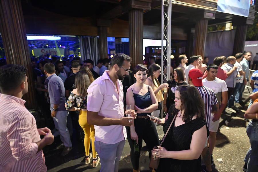 Hubo colas para entrar en las casetas del ferial de madrugada