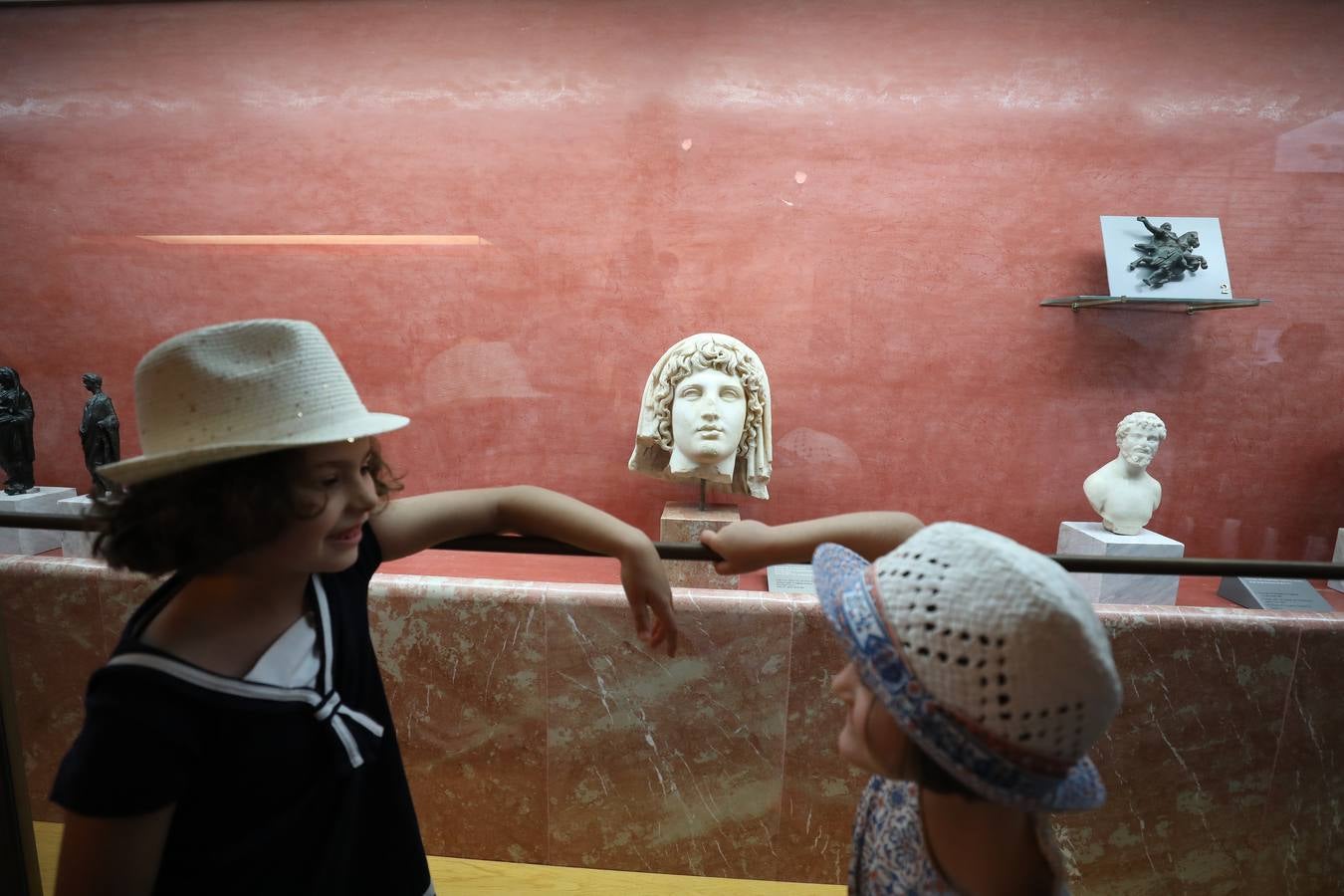 Fotos: Exposición temporal «Dionysos-Baco. Un dios para los humanos»