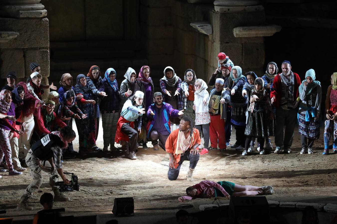 Fotos: Inauguración del Festival deTeatro de Mérida con la asistencia numerosos dirigentes políticos