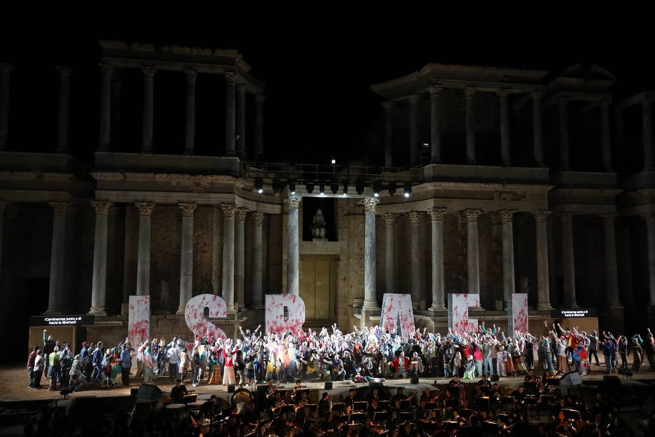 Fotos: Inauguración del Festival deTeatro de Mérida con la asistencia numerosos dirigentes políticos