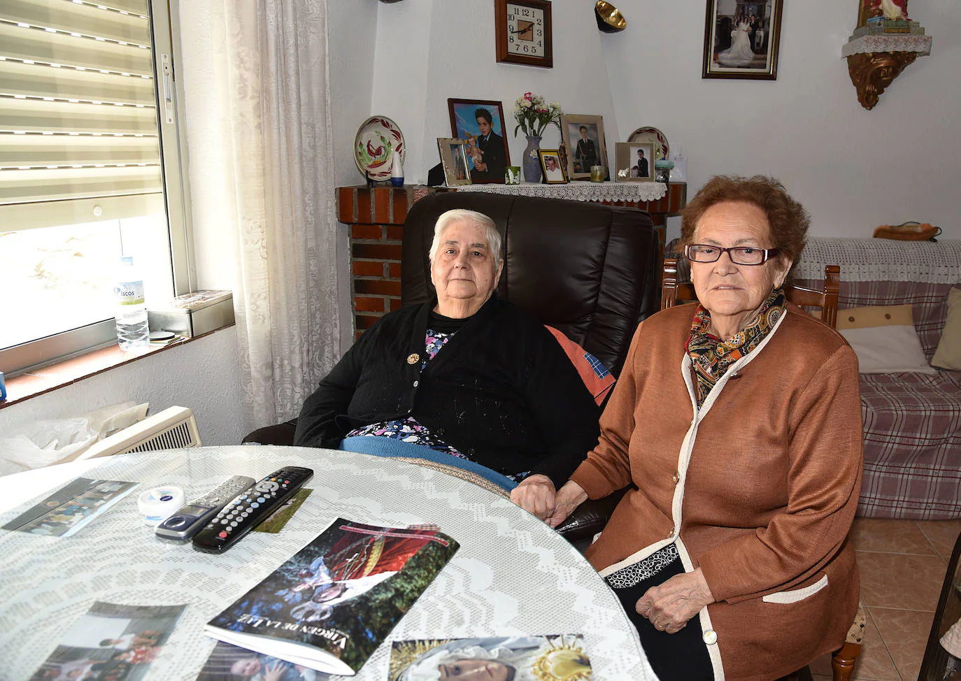 Claudia Becedas e Isidora García.