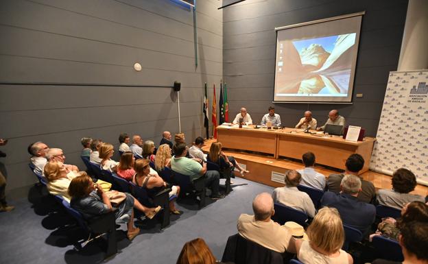 Encuentro de 'Amigos de Badajoz' en el Meiac. :: 