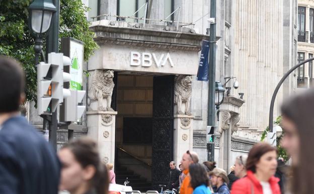 BBVA aclara que el 'caso Villarejo' no influye en el negocio del banco, pero sí en su reputación