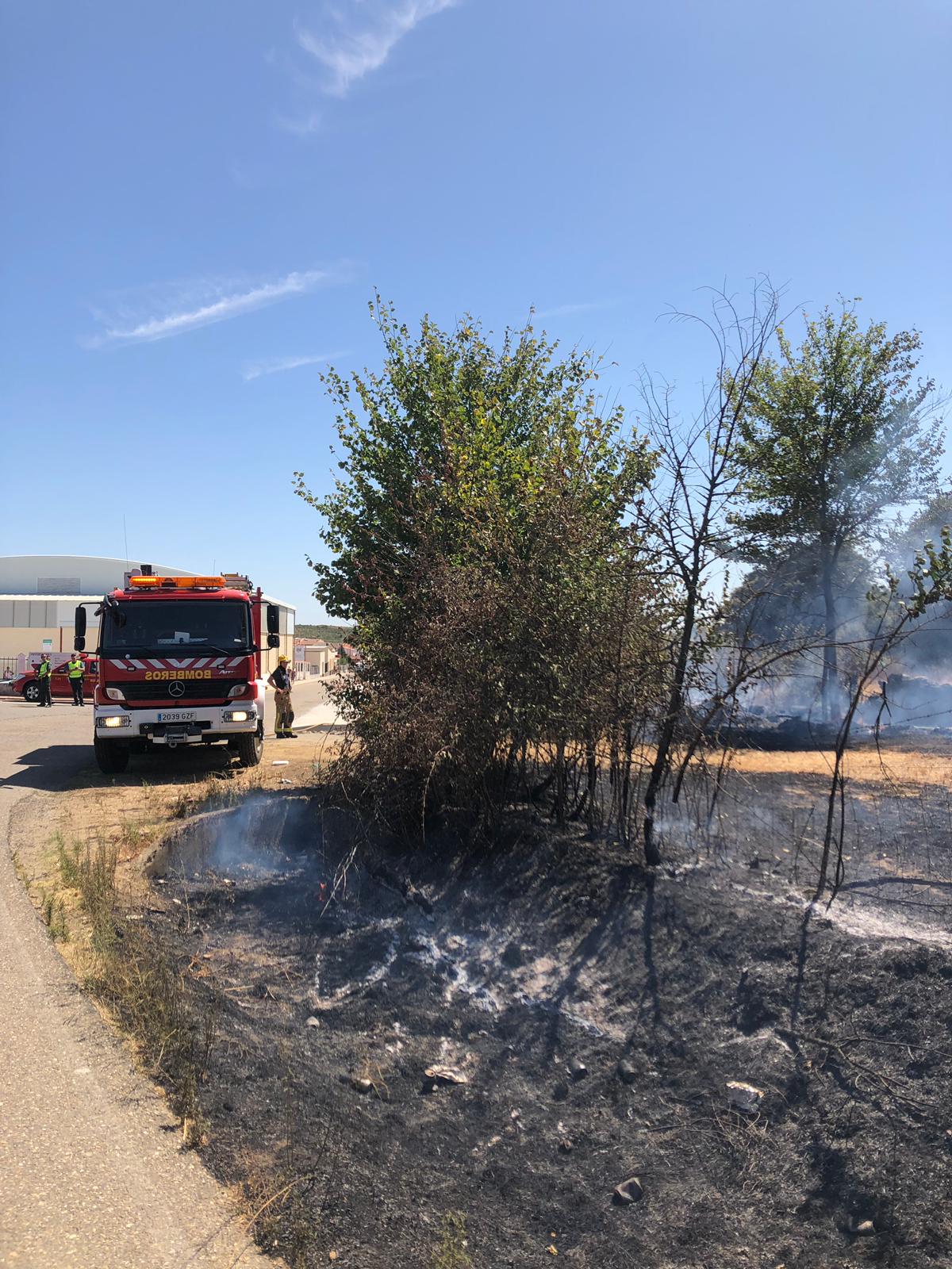 Fotos: Imágenes del incendio registrado en la localidad cacereña de Calzadilla