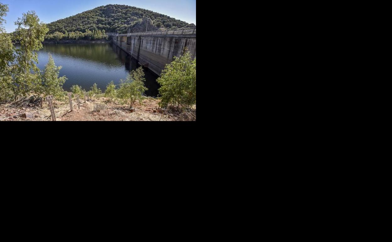 Embalse Peña del Águila, en Villar del Rey. 