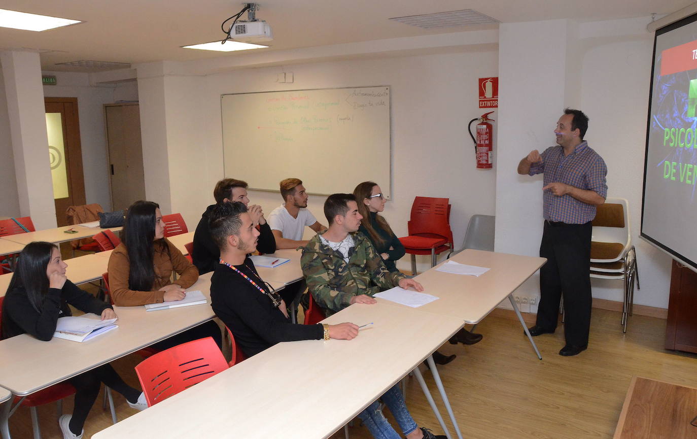 La Cámara de Comercio de Badajoz pone en marcha un campus formativo