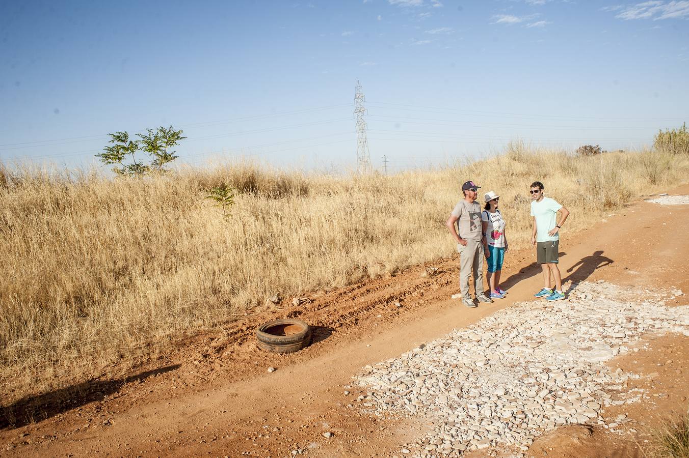 Fotos: Los escombros y el amianto rodean Las Vaguadas