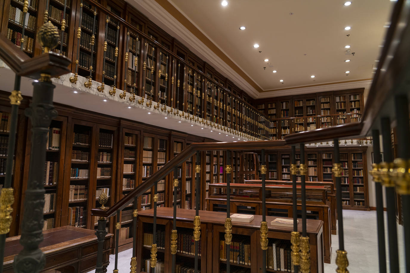 Biblioteca con los ejemplares que recopilaron Antonio Rodríguez-Moñino y su esposa, María Brey.