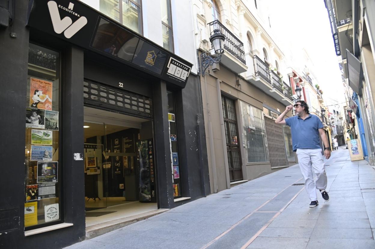 Edificio Ecosistema W, en la calle Virgen de la Soledad. :: josé vicente arnelas