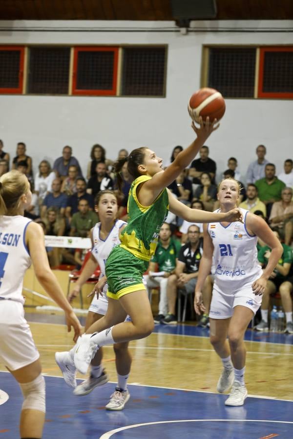 Fotos: Al-Qázeres cae ante Perfumerías Avenida