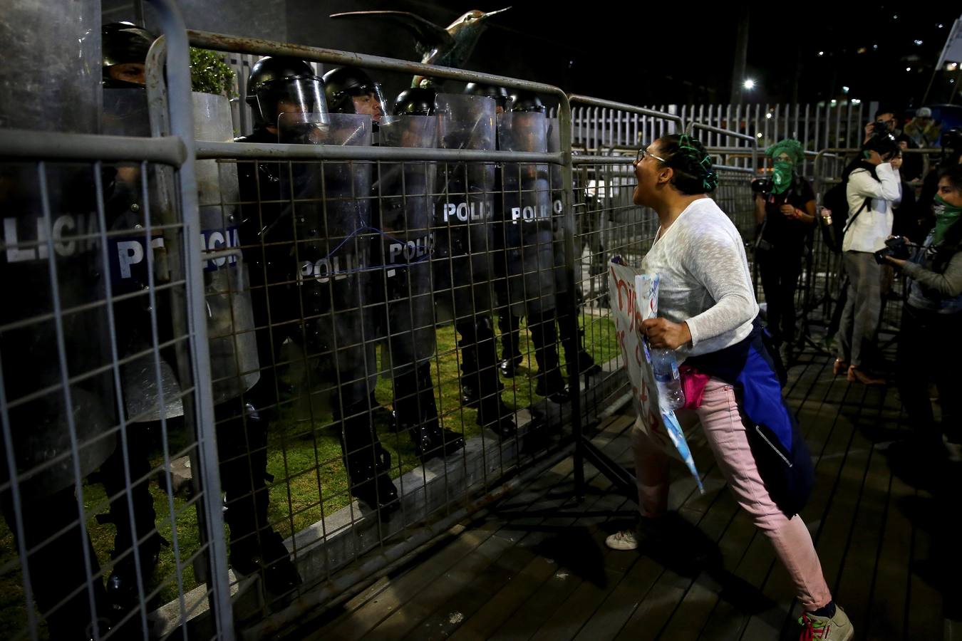 Fotos: Parlamento en Ecuador rechaza despenalizar el aborto en caso de violación