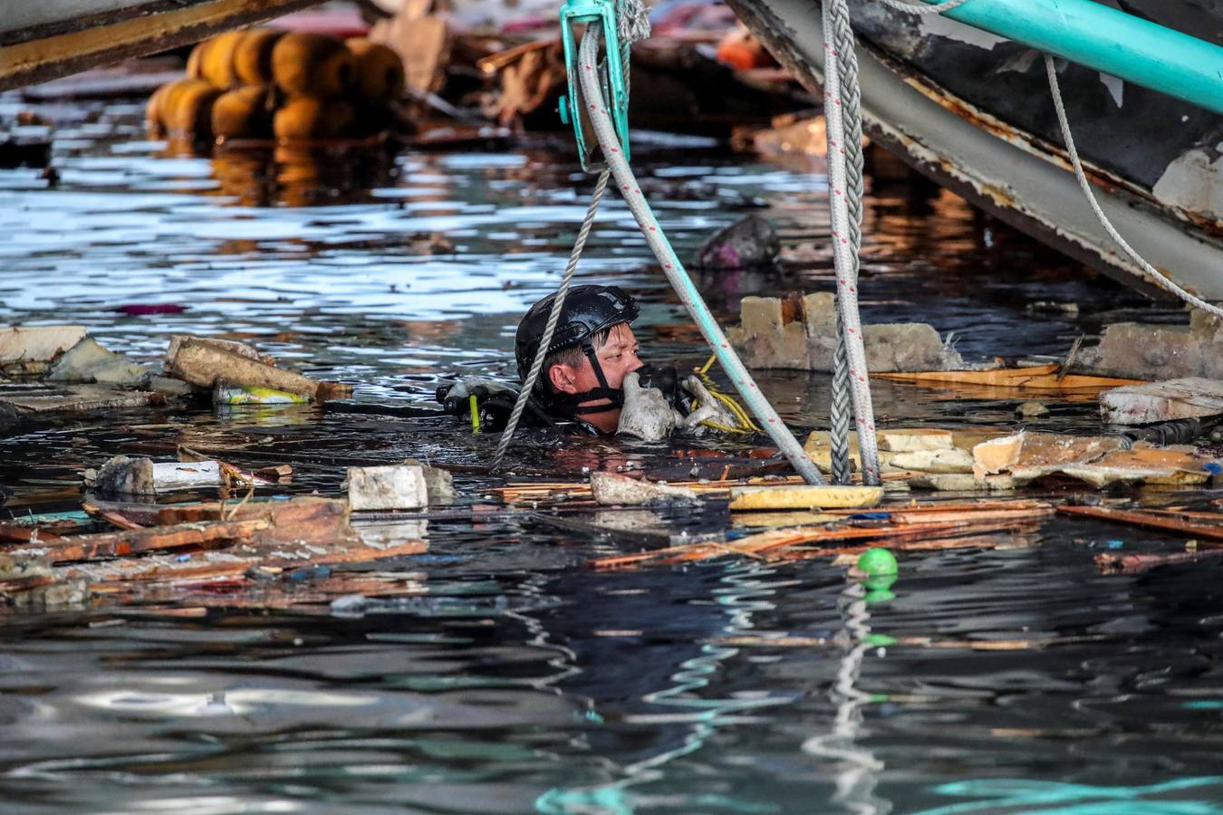 Fotos: Un puente se derrumba en Taiwán dejando 12 personas heridas, 2 muertas, 4 desaparecidas