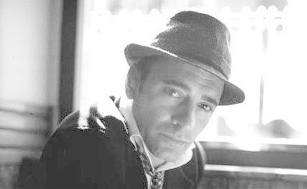 Toni Zenet presenta en Cáceres su último álbum, 'La Guapería'