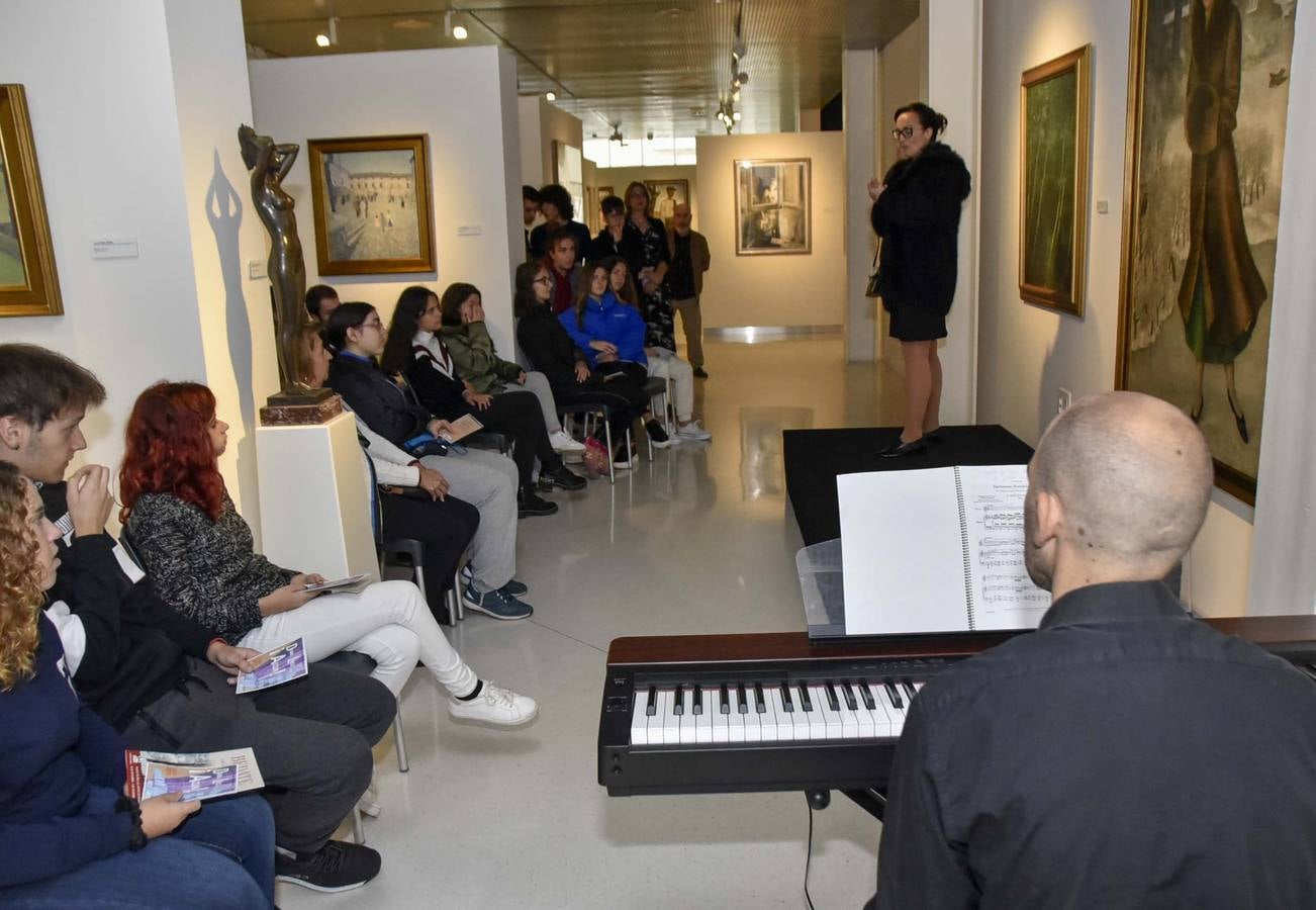 Fotos: Una soprano para explicar el MUBA