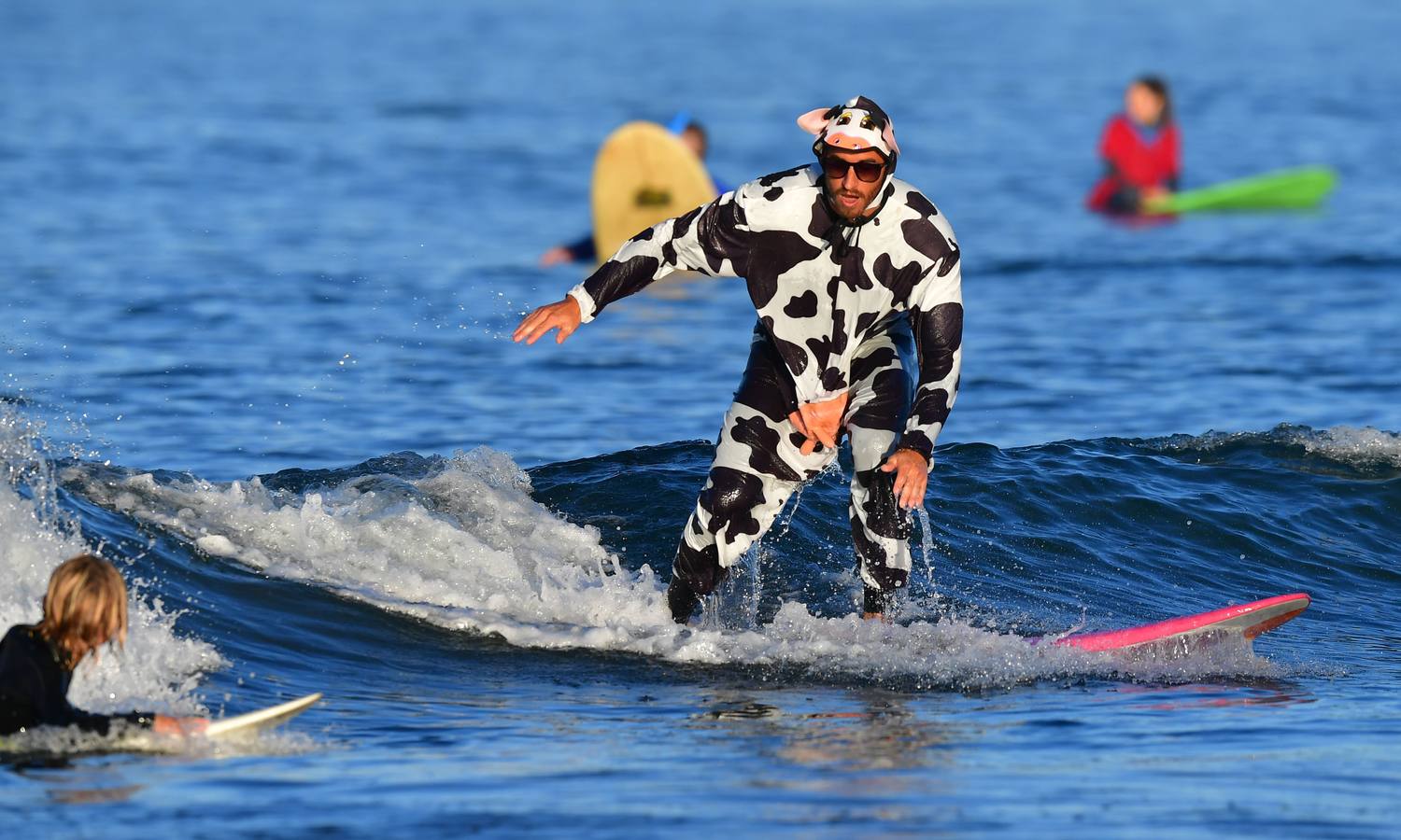 Fotos: Los surfistas celebran Halloween en California