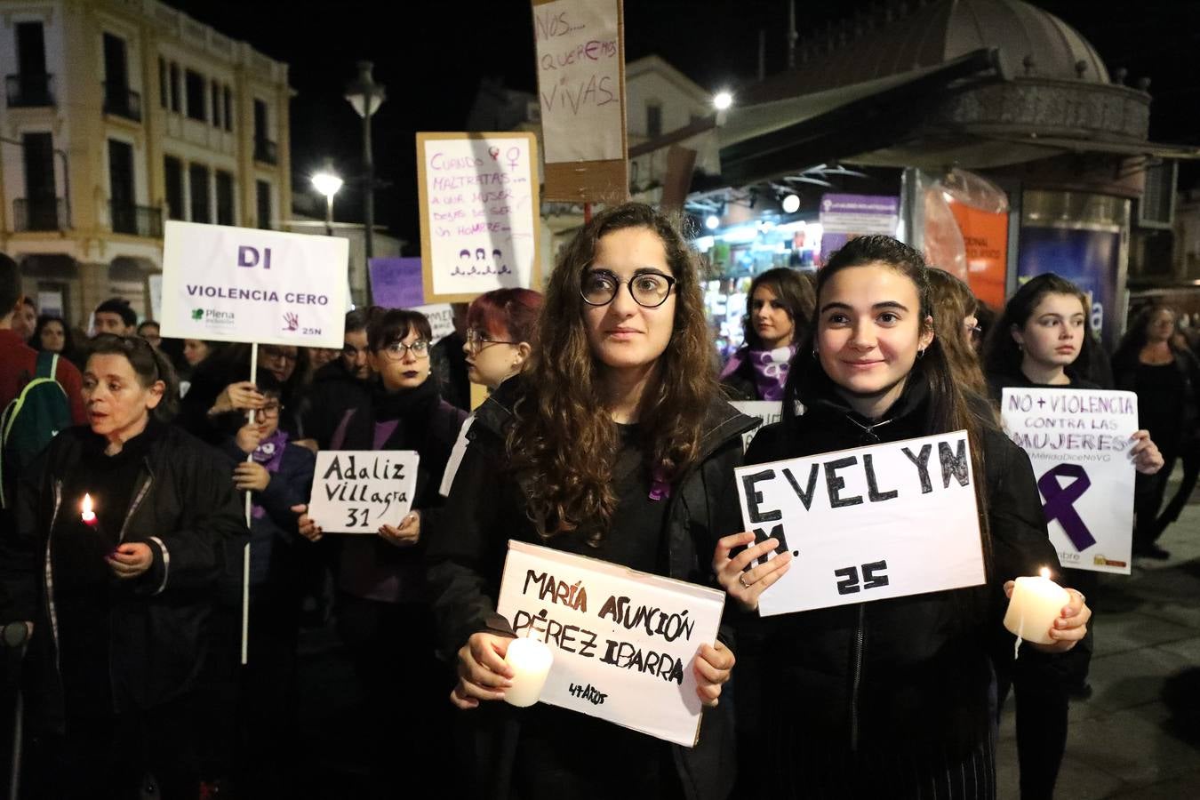 Manifestación contra la violencia de género en Mérida