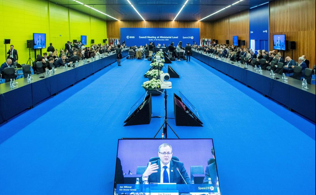 Reunión de la segunda y última jornada del Consejo ministerial de la ESA.