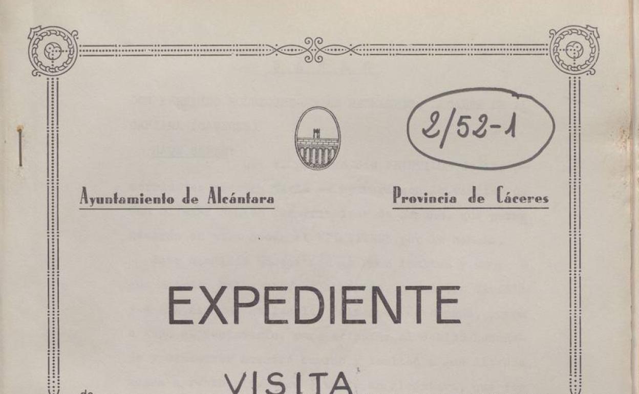 La sala cacereña Pintores 10 expone archivos municipales