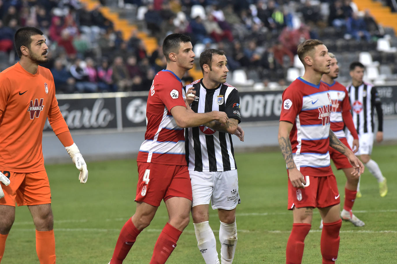 Fotos: El partido Badajoz 4 - 0 Granada B, en imágenes