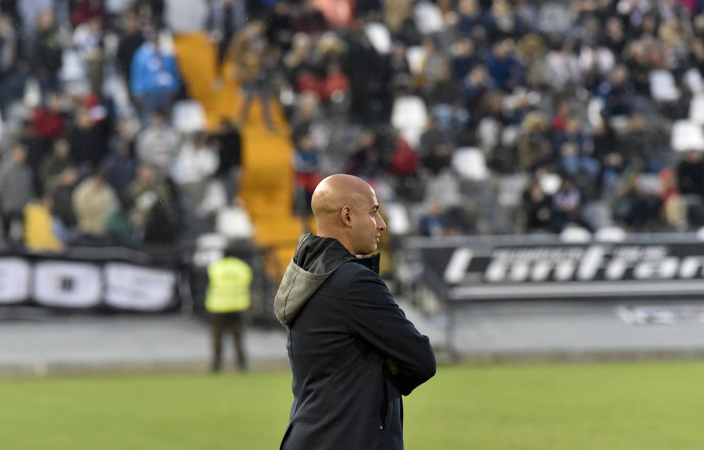 Fotos: El partido Badajoz 4 - 0 Granada B, en imágenes