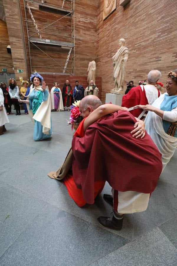 Fotos: El Museo de Arte Romano acoge la fiesta de la Saturnalia