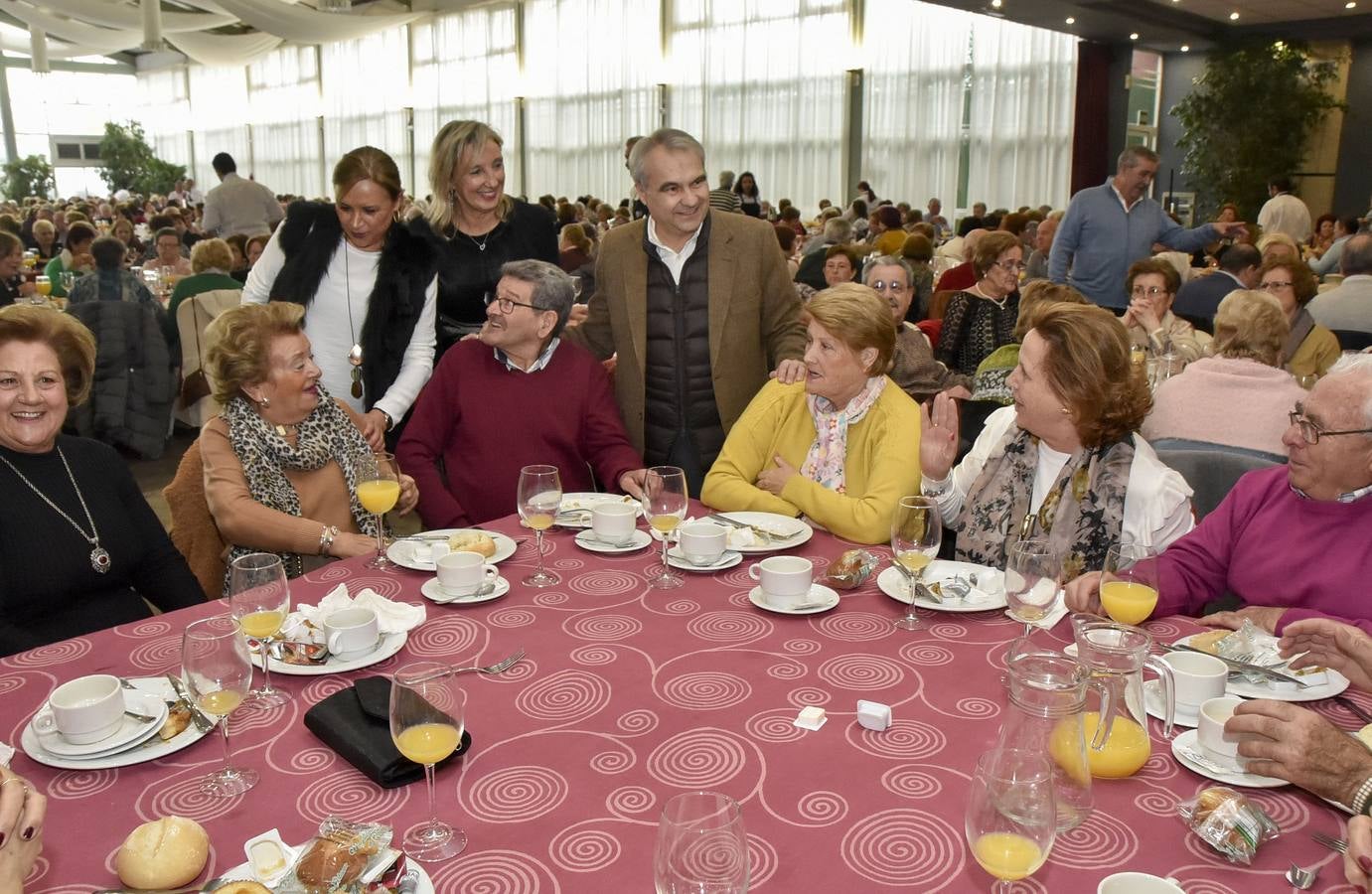 Fotos: Desayuno Navideño de Mayores en el Hotel Río
