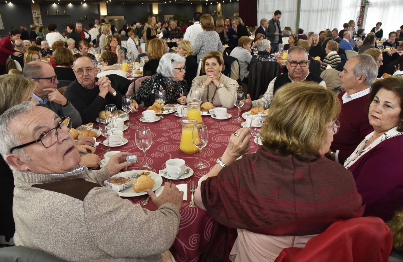 Fotos: Desayuno Navideño de Mayores en el Hotel Río